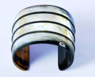 Vòng Tay Sừng Trâu 29